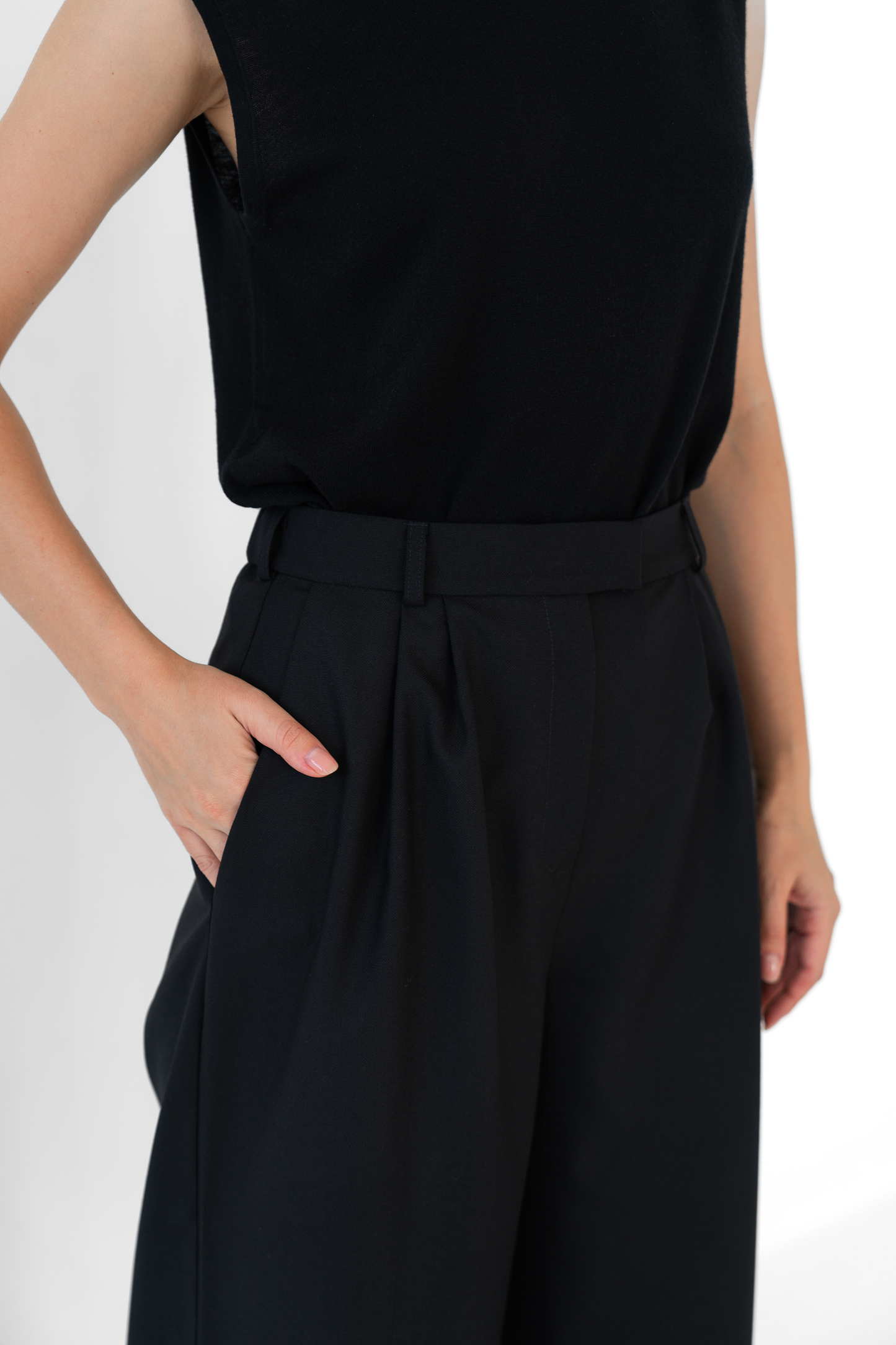 SALOMÉ WOOL TROUSERS